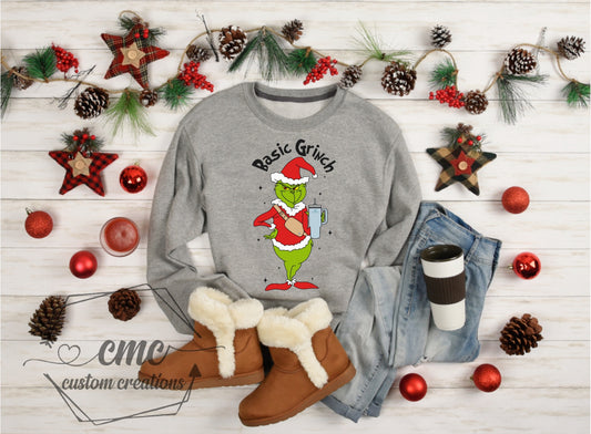 Basic G Christmas Crewneck